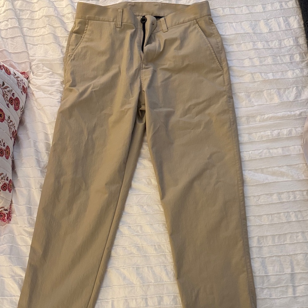 lululemon athletica Men's Khaki Chinos